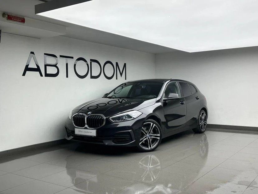 BMW 1 серии III поколение (F40) 118 1.5 AMT (140 л.с.) Base Чёрный 2019 с пробегом 131 424 км