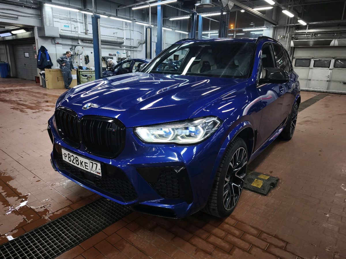Автомобиль BMW X5 M III поколение (F95) 4.4 AT 4WD (625 л.с.) Competition Синий 2020 с пробегом 106 054 км
