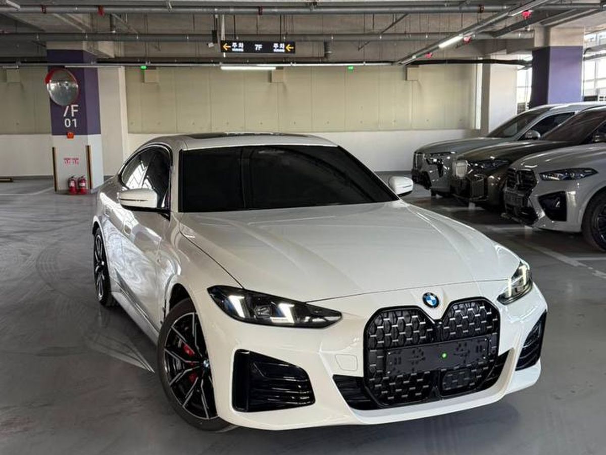 Автомобиль BMW 4 серии II (G22/G23/G26) [рестайлинг] 2.0 AT (184 л.с.) M Sport Pro Белый 2025 