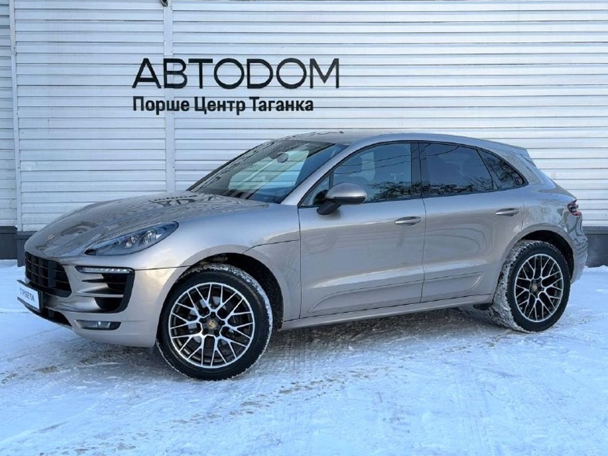 Автомобиль Porsche Macan I поколение 2.0 AMT 4WD (252 л.с.) Base Коричневый 2017 с пробегом 47 000 км