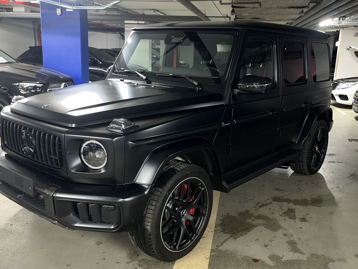 Автомобиль Mercedes-Benz G-Класс AMG II (W463) [рестайлинг] G 63 4.0 AT 4Matic (585 л.с.) AMG G 63 Чёрный 2025 с пробегом 59 км