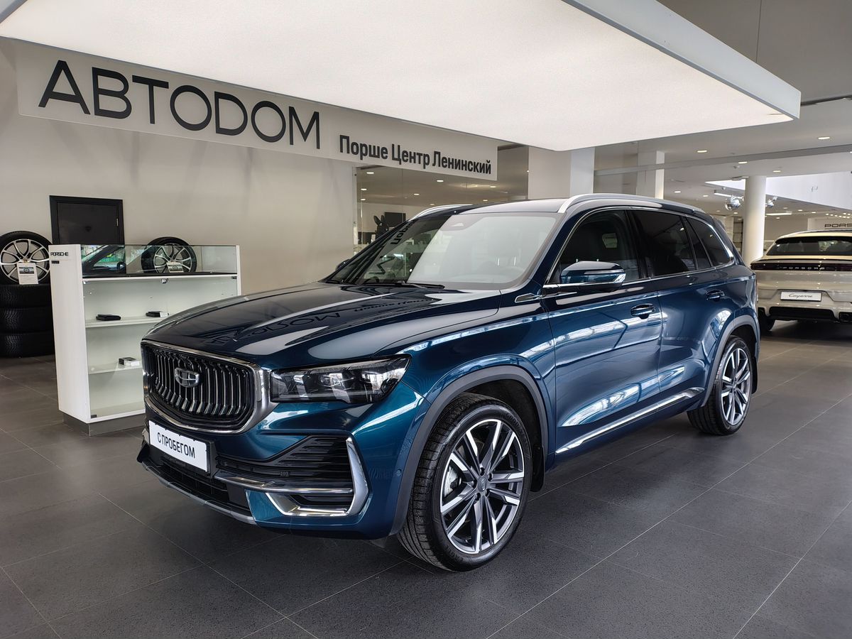 Автомобиль Geely Monjaro I поколение 2.0 AT 4WD (238 л.с.) Exclusive Синий 2024 с пробегом 17 211 км