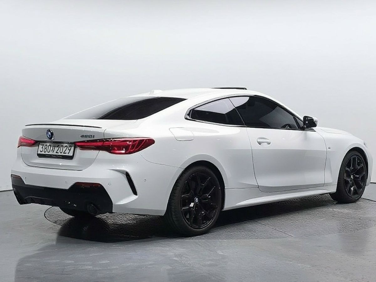 BMW 4 серии II (G22/G23/G26) [рестайлинг] 2.0 AT (184 л.с.) M Sport Белый 2025 