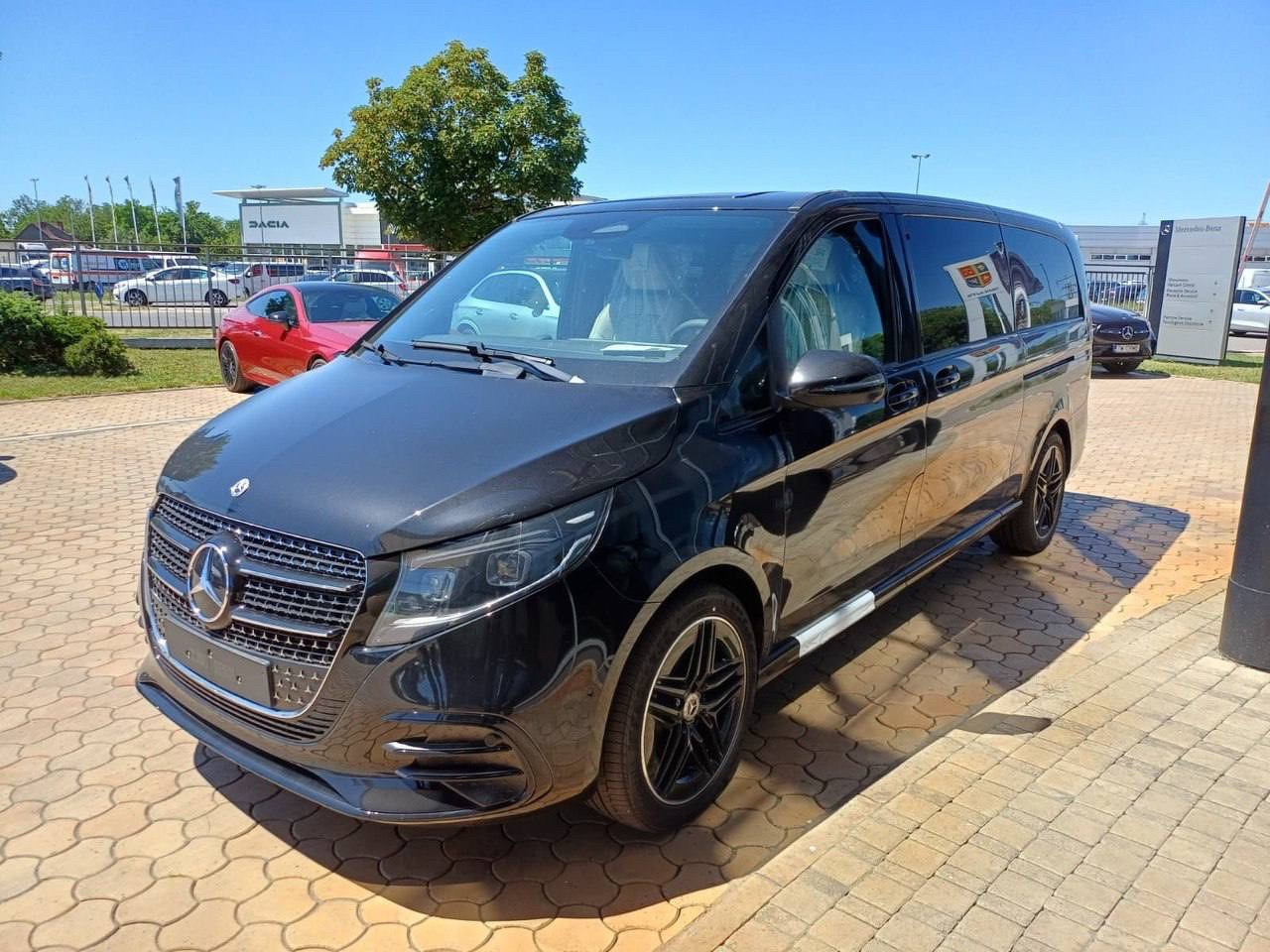 Mercedes-Benz V-Класс II (W447) [2-й рестайлинг] 2.0d AT 4Matic Extra Long (237 л.с.) Exclusive Чёрный 2026 