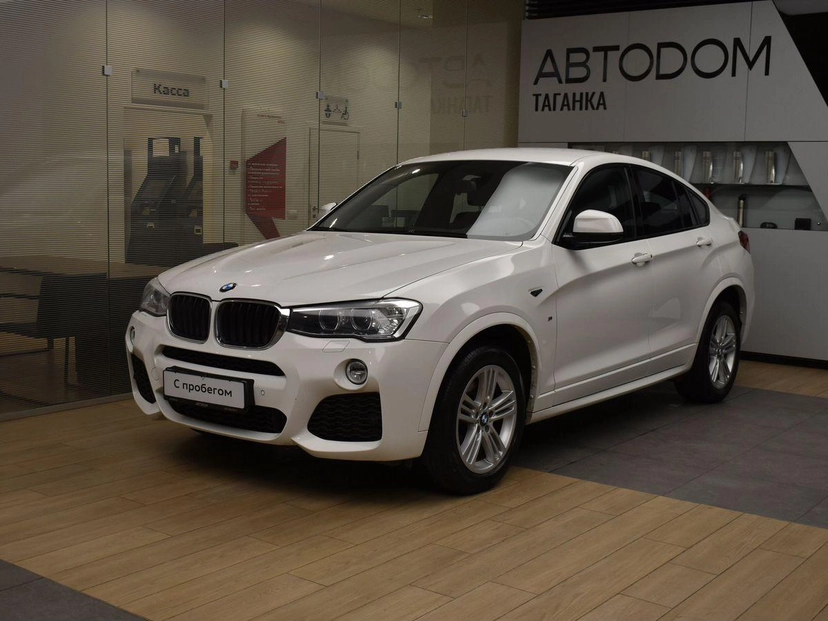 Автомобиль BMW X4 I поколение (F26) 2.0 AT 4WD (184 л.с.) M Sport Локальная сборка Белый 2016 с пробегом 106 375 км