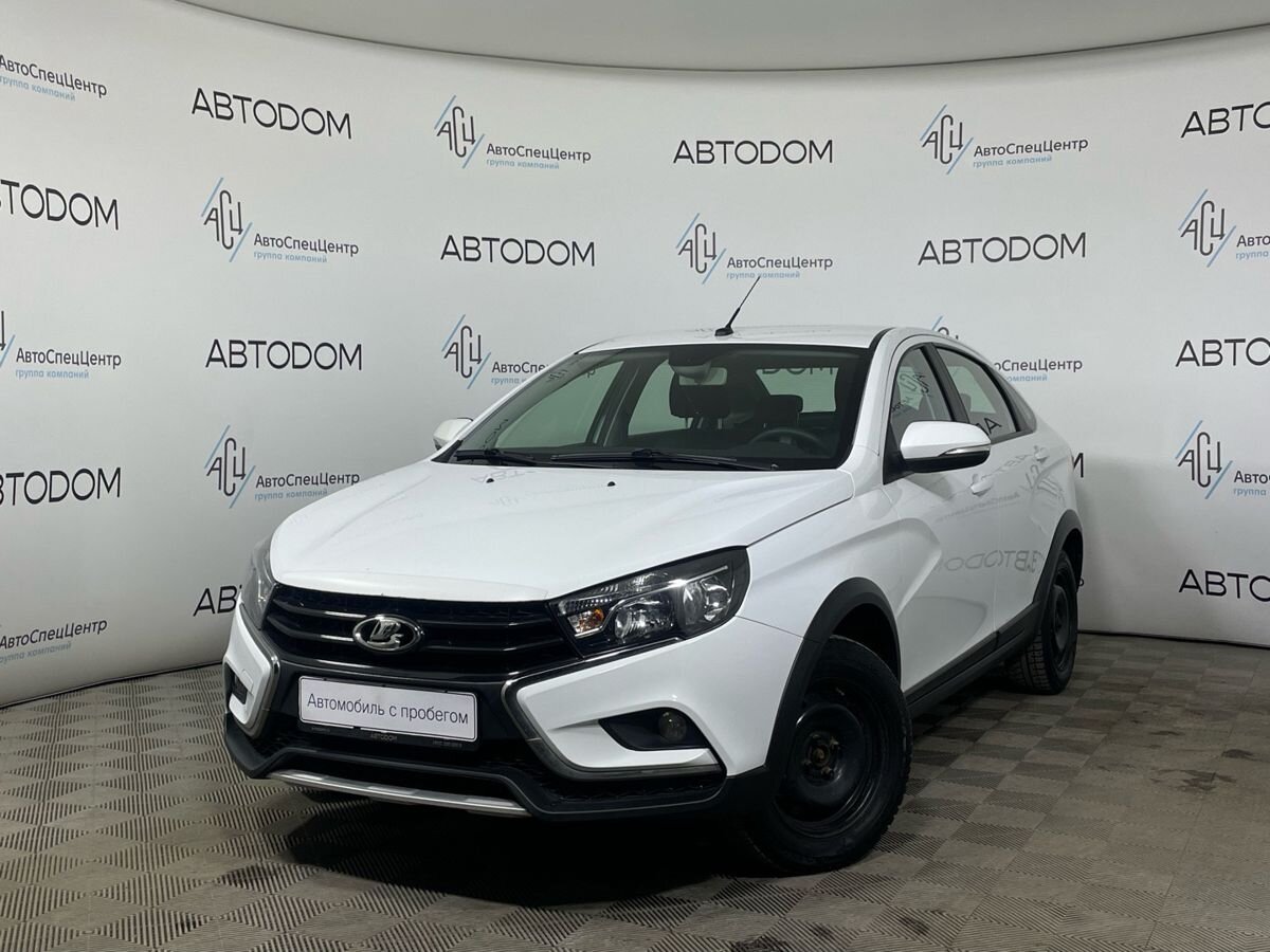 Автомобиль Lada (ВАЗ) Vesta I поколение 1.8 AMT (122 л.с.) Luxe Multimedia (2018-2019) Белый 2019 с пробегом 73 239 км