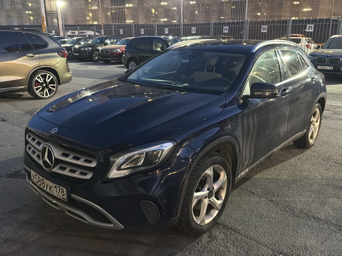Автомобиль Mercedes-Benz GLA I (X156) [рестайлинг] 200 1.6 AMT (150 л.с.) Особая серия Синий 2017 с пробегом 66 151 км