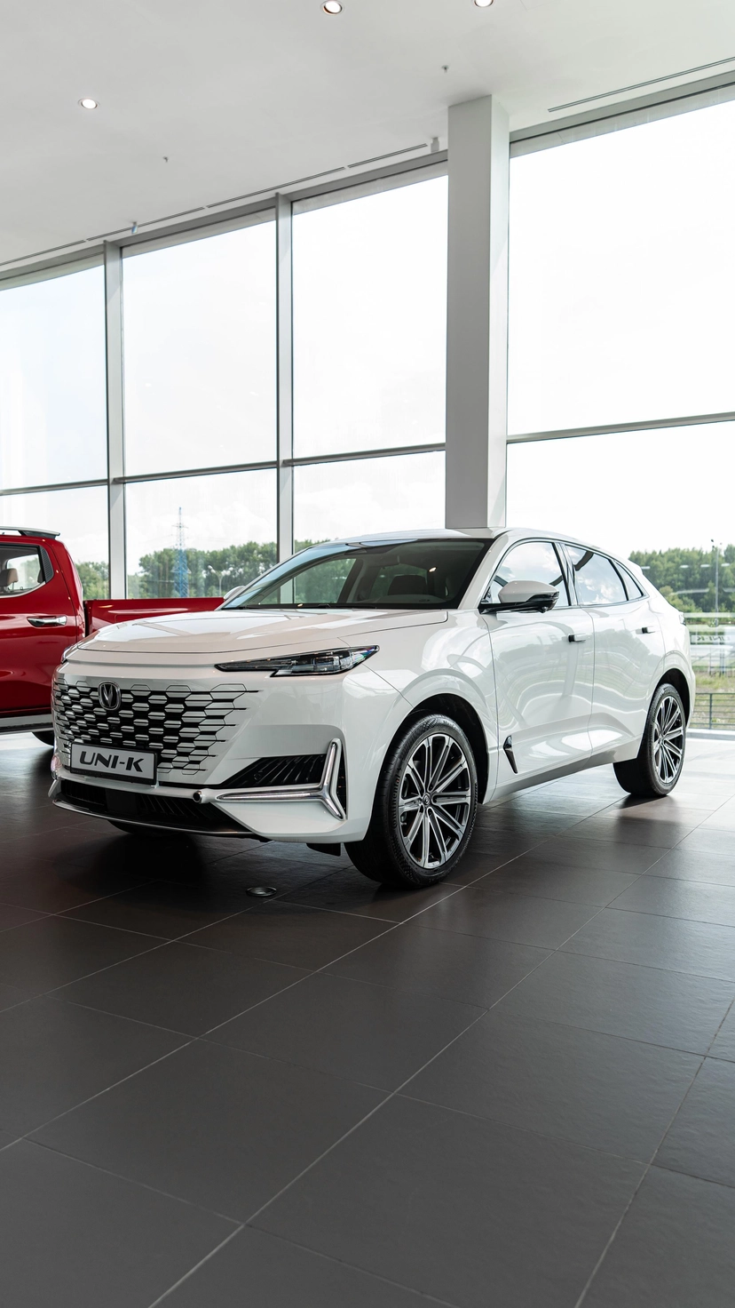 Автомобиль Changan UNI-K I поколение 2.0 AT 4WD (226 л.с.) Tech Белый 2024
