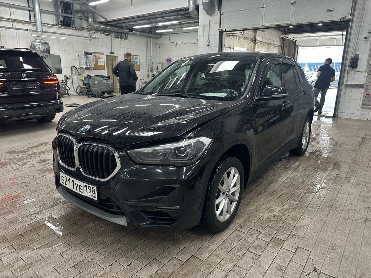 BMW X1 II (F48) [рестайлинг] 2.0 AT 4WD (192 л.с.) Advantage Чёрный 2020 с пробегом 86 360 км