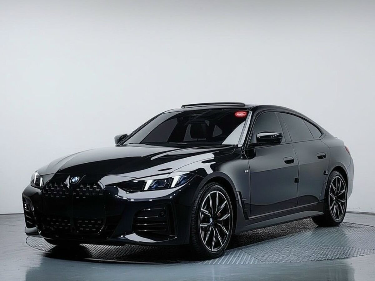 BMW 4 серии II (G22/G23/G26) [рестайлинг] 2.0 AT (184 л.с.) M Sport Чёрный 2025 