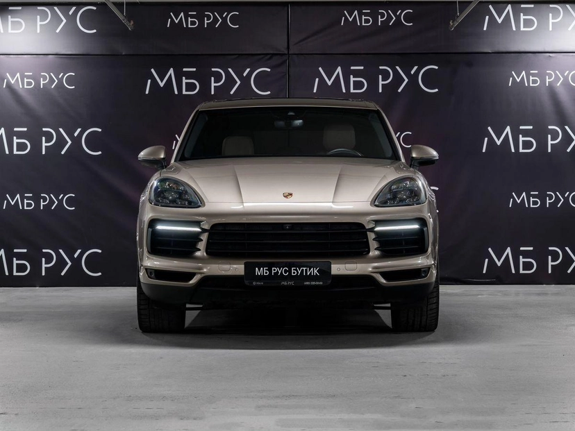 Автомобиль Porsche Cayenne III поколение 3.0 AT 4WD (340 л.с.) Base Коричневый 2018 с пробегом 140 624 км