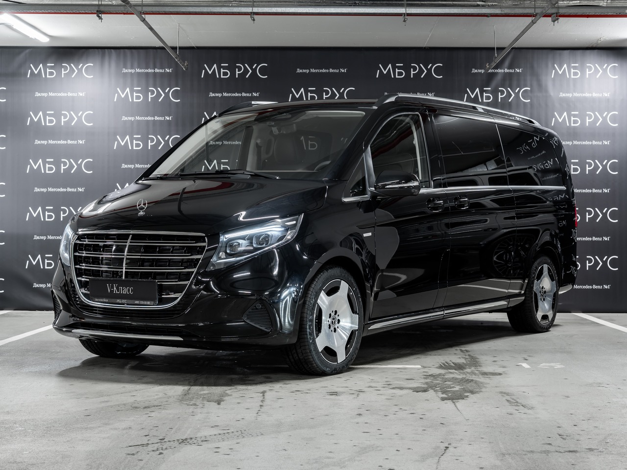 Автомобиль Mercedes-Benz V-Класс II (W447) [2-й рестайлинг] 2.0 AT Extra Long (231 л.с.) Avantgarde Чёрный 2025 