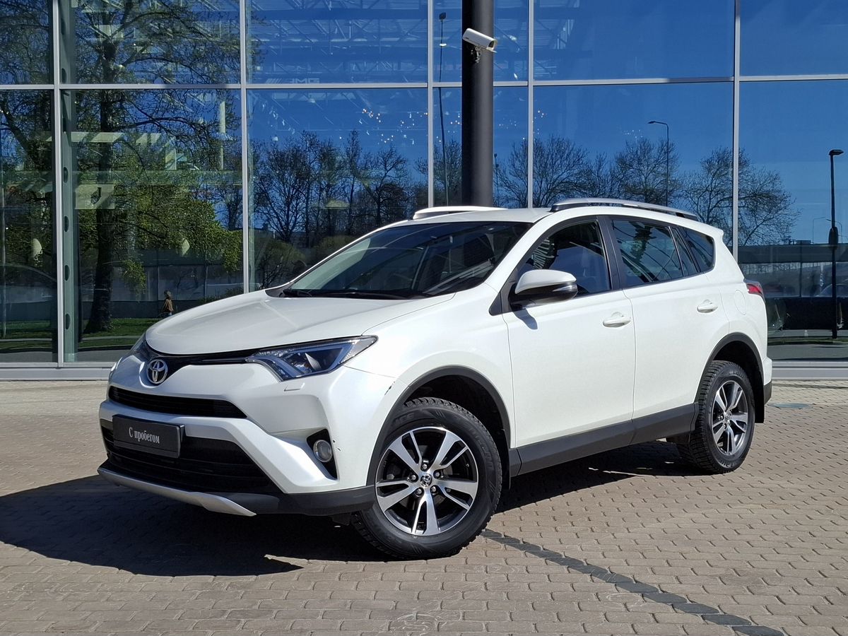 Toyota RAV4 IV (XA40) [рестайлинг] 2.0 CVT 4WD (146 л.с.) Комфорт Белый 2016 с пробегом 189 679 км