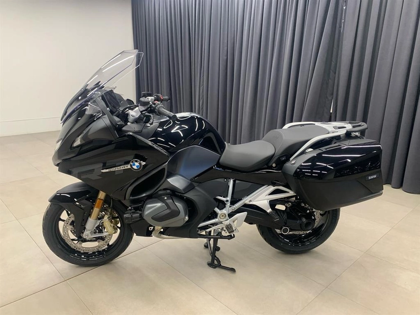 Мотоцикл BMW Motorrad R 1250 RT II поколение R 1250 RT Base Чёрный 2024 с пробегом 6 км
