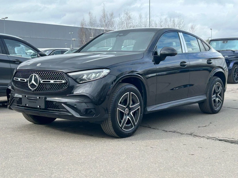 Автомобиль Mercedes-Benz GLC coupe II поколение (C254) 2.0 AT 4Matic (204 л.с.) Base Чёрный 2025 с пробегом 37 км