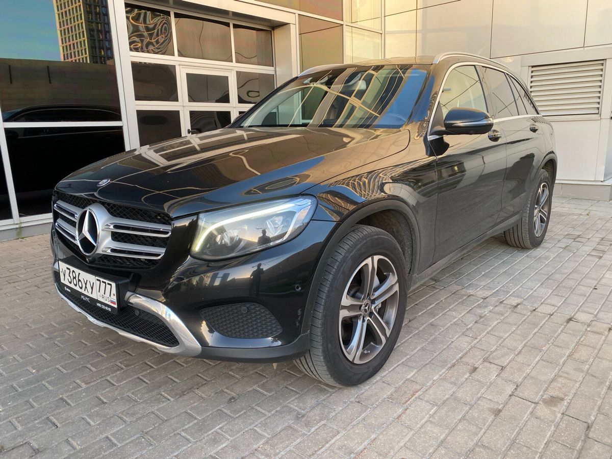 Mercedes-Benz GLC I поколение (X253) 300 2.0 AT 4Matic (245 л.с.) Особая серия Чёрный 2017 с пробегом 144 692 км