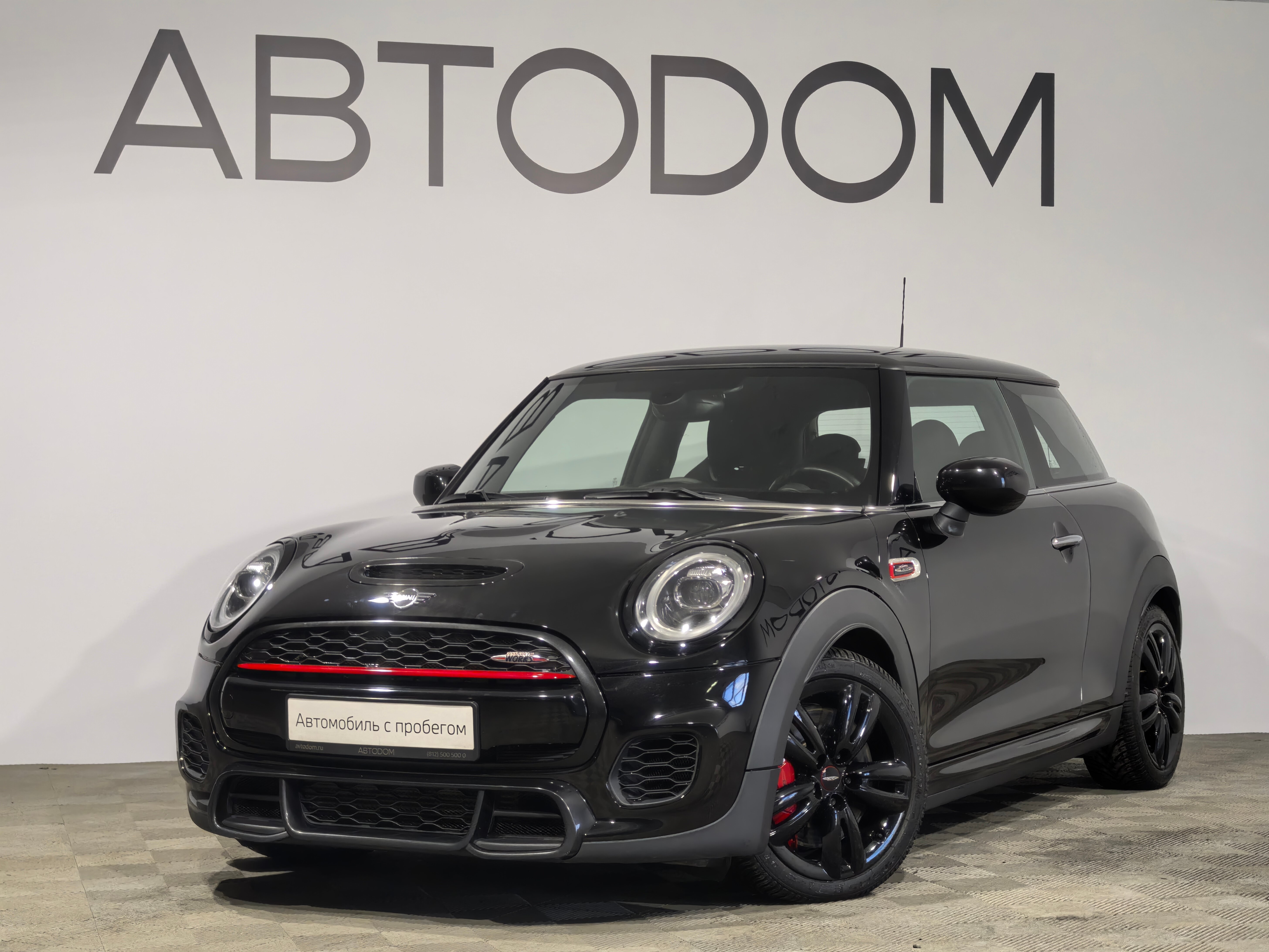 Автомобиль MINI Hatch III (F55/F56) [рестайлинг] John Cooper Works 2.0 AT (231 л.с.) John Cooper Works Чёрный 2020 с пробегом 96 900 км