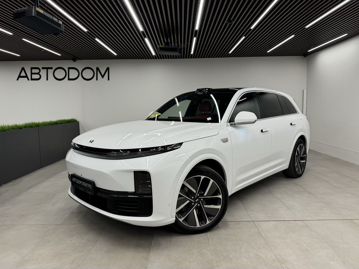 Автомобиль LiXiang L7 I [рестайлинг] 52.3 kWh 1.5hyb AT 4WD (449 л.с.) Ultra Белый 2025 