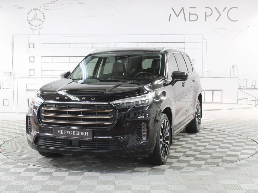 Автомобиль EXEED VX I поколение 2.0 AMT 4WD (249 л.с.) President LE Чёрный 2023 с пробегом 35 000 км