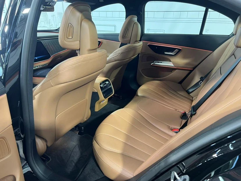 Автомобиль Mercedes-Benz E-Класс VI поколение (W214/S214) 2.0d AT 4Matic (197 л.с.) Base Чёрный 2025 с пробегом 1 300 км