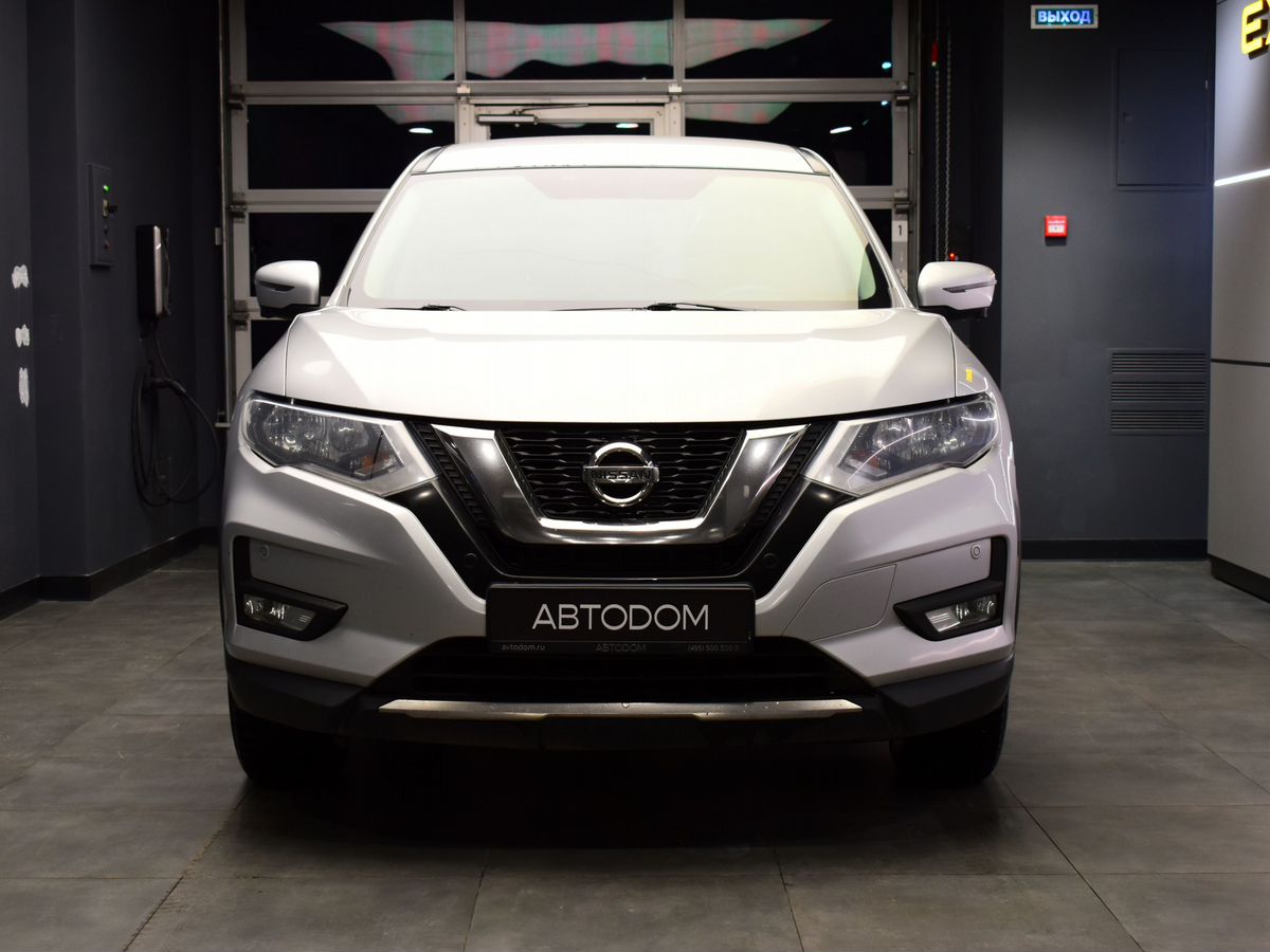 Автомобиль Nissan X-Trail III поколение (T32) 2.0 CVT 4WD (144 л.с.) SE+ Серебристый 2019 с пробегом 174 088 км