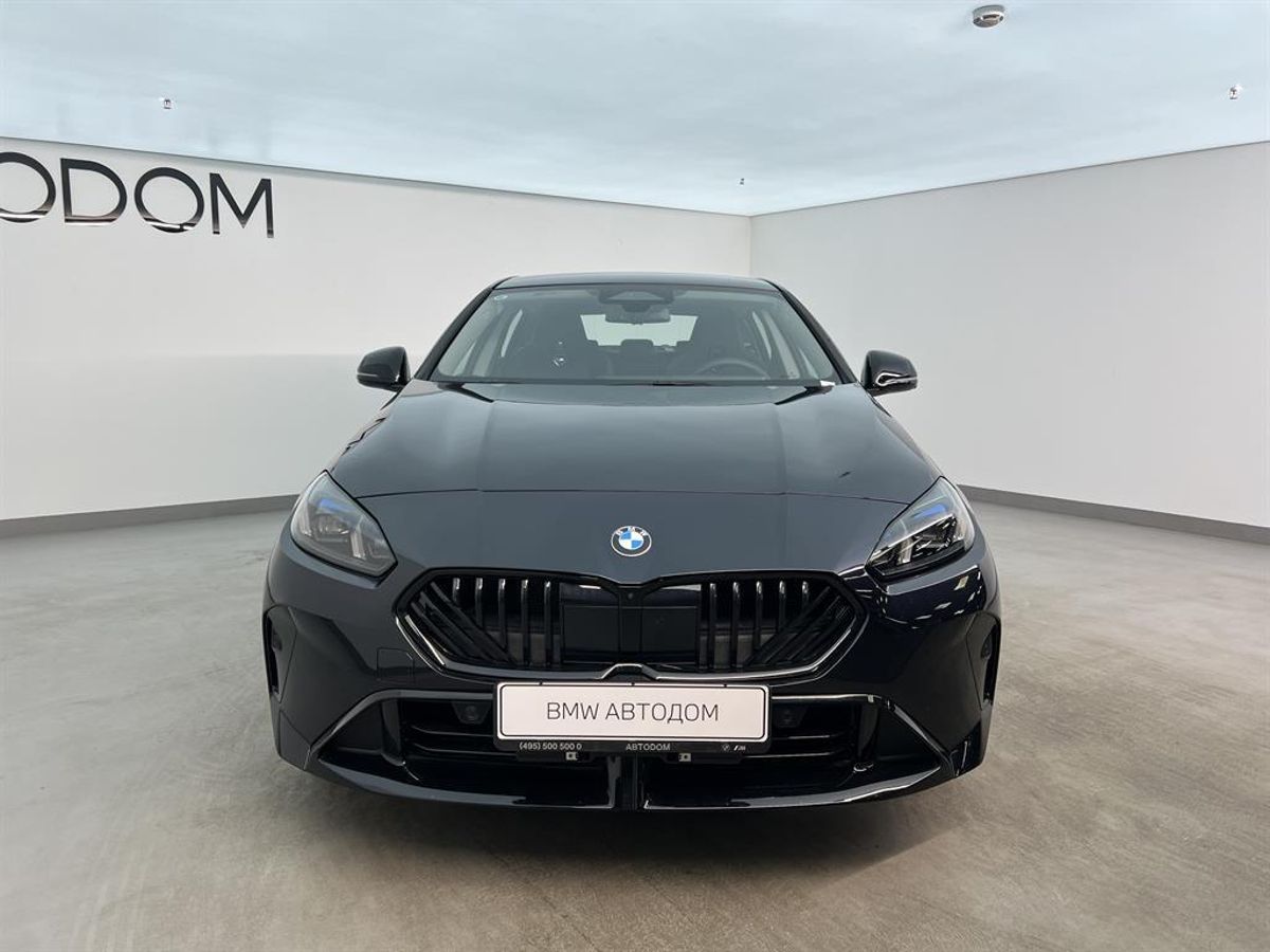 Автомобиль BMW 2 серии III поколение (F74) 225i L 2.0 AMT (204 л.с.) M Sports Suit Чёрный 2025 