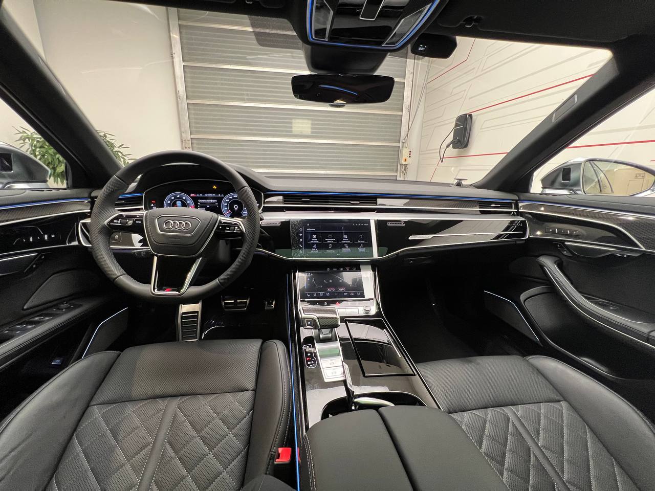 главное изображение транспортного средства