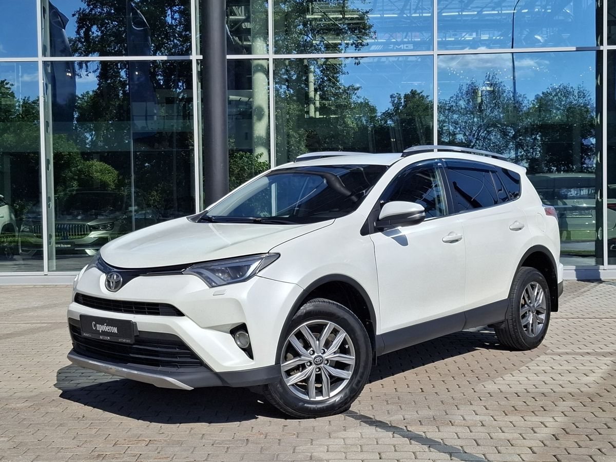Toyota RAV4 IV (XA40) [рестайлинг] 2.0 CVT 4WD (146 л.с.) Комфорт плюс Белый 2018 с пробегом 245 000 км