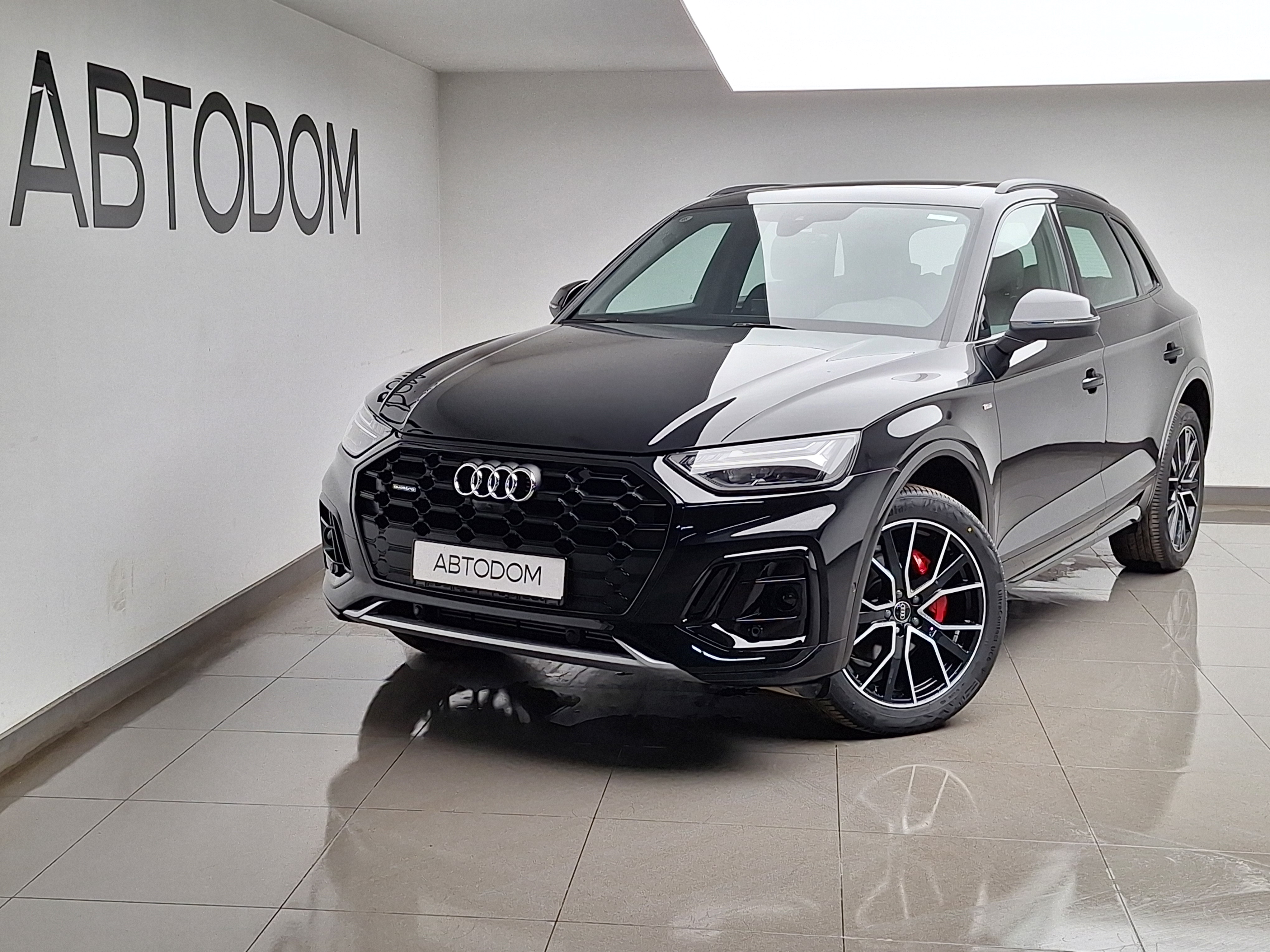 Audi Q5 II (FY) [рестайлинг] 2.0 AMT 4WD (245 л.с.) 45 TFSI quattro S tronic Чёрный 2025 