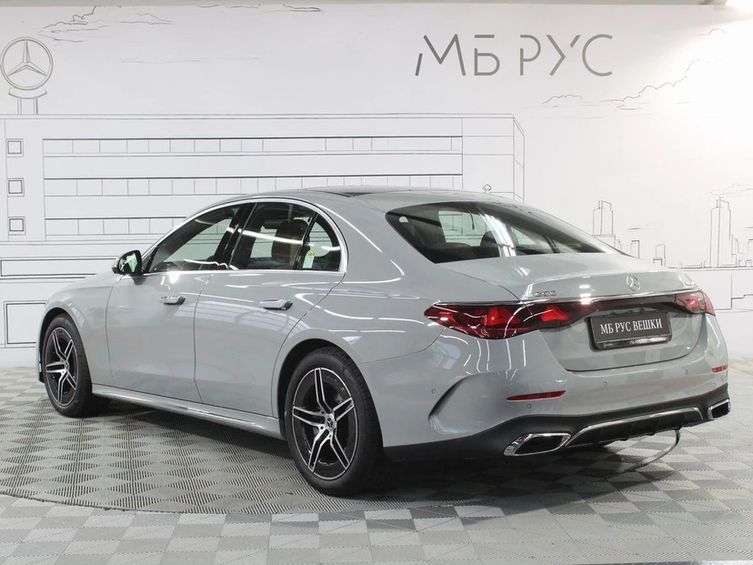Автомобиль Mercedes-Benz E-Класс VI поколение (W214/S214) 2.0 AT 4Matic (258 л.с.) AMG Line Серый 2025 с пробегом 26 км