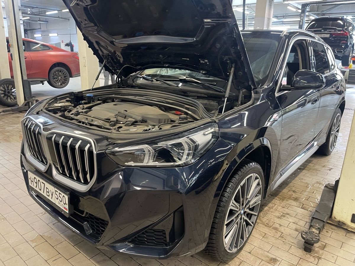 Автомобиль BMW X1 III поколение (U11) 2.0 AMT 4WD (204 л.с.) XDrive25Li M Sport Package Чёрный 2024 с пробегом 18 000 км