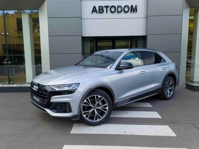 Автомобиль Audi Q8 I поколение 3.0 AT 4WD (340 л.с.) Base Серебристый 2023