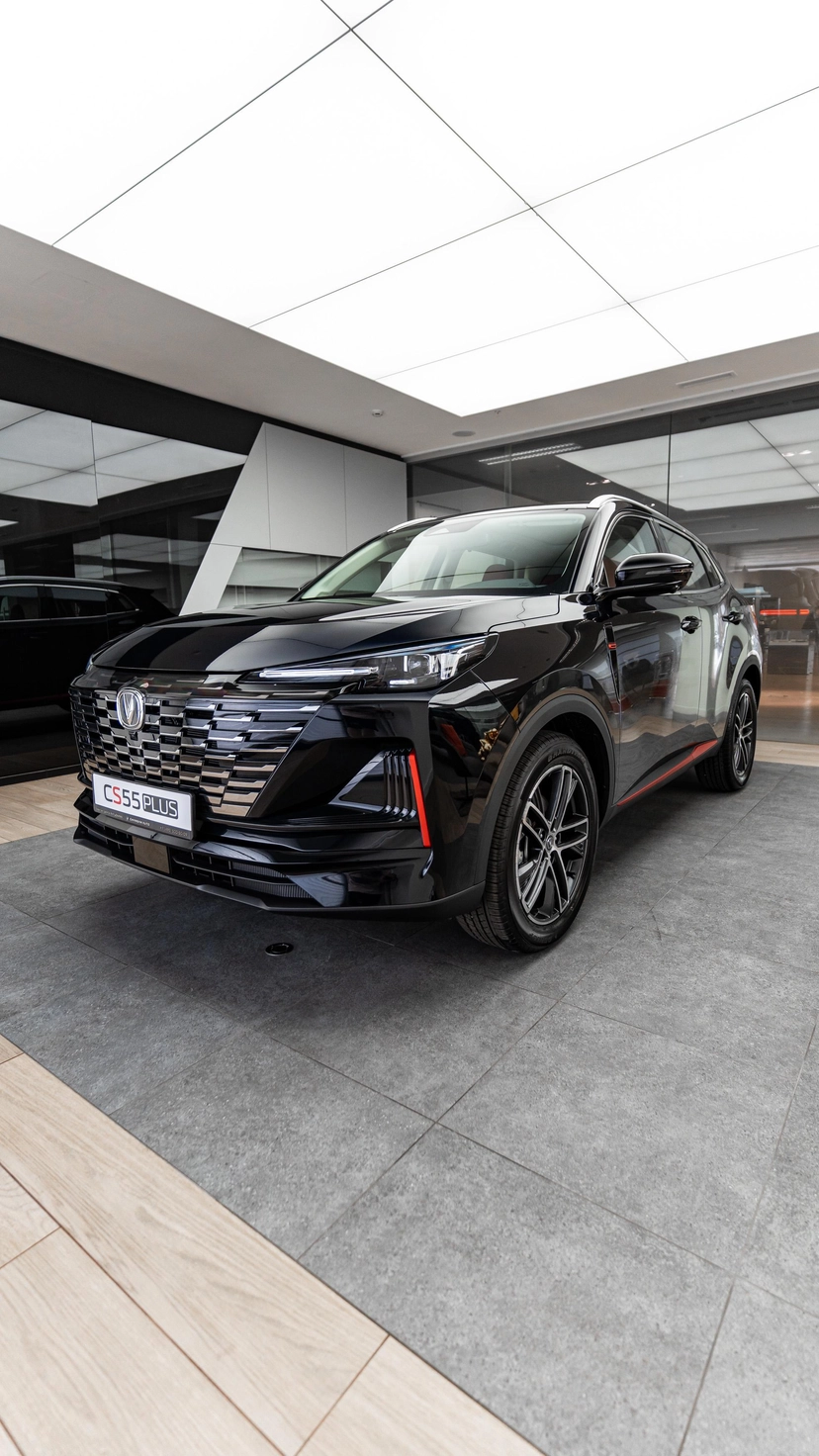 Автомобиль Changan UNI-S I поколение 1.5 AMT (181 л.с.) Tech Чёрный 2024