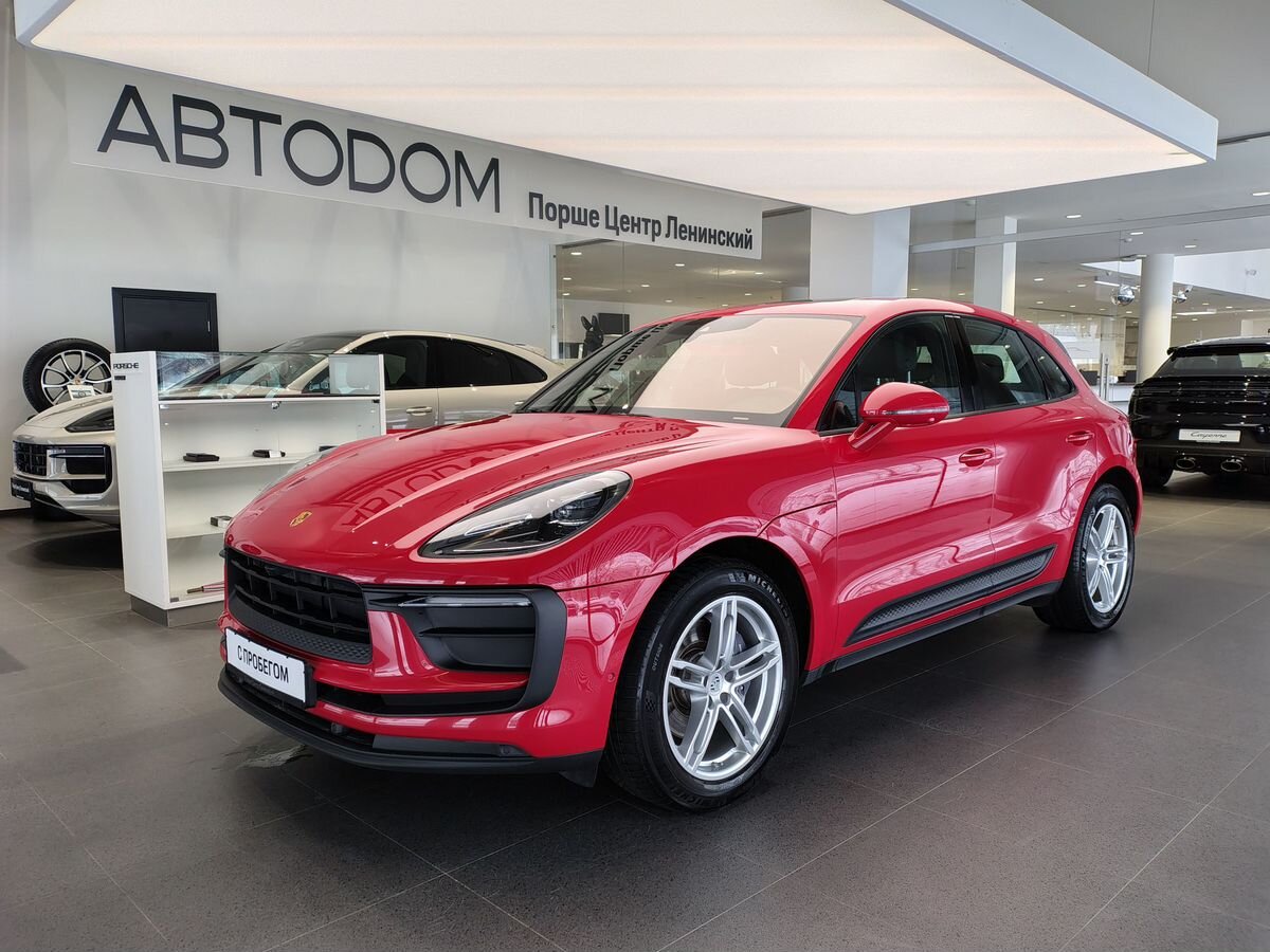 Автомобиль Porsche Macan I [2-й рестайлинг] 2.0 AMT 4WD (265 л.с.) Base Красный 2022 с пробегом 54 952 км
