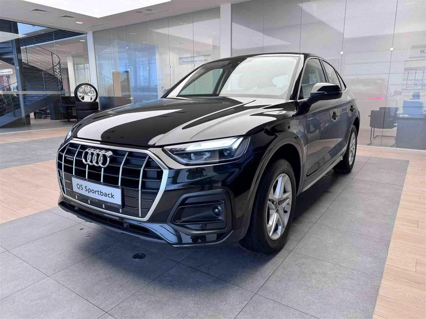 Автомобиль Audi Q5 Sportback I поколение (FY) 2.0d AMT 4WD (204 л.с.) Base Чёрный 2022