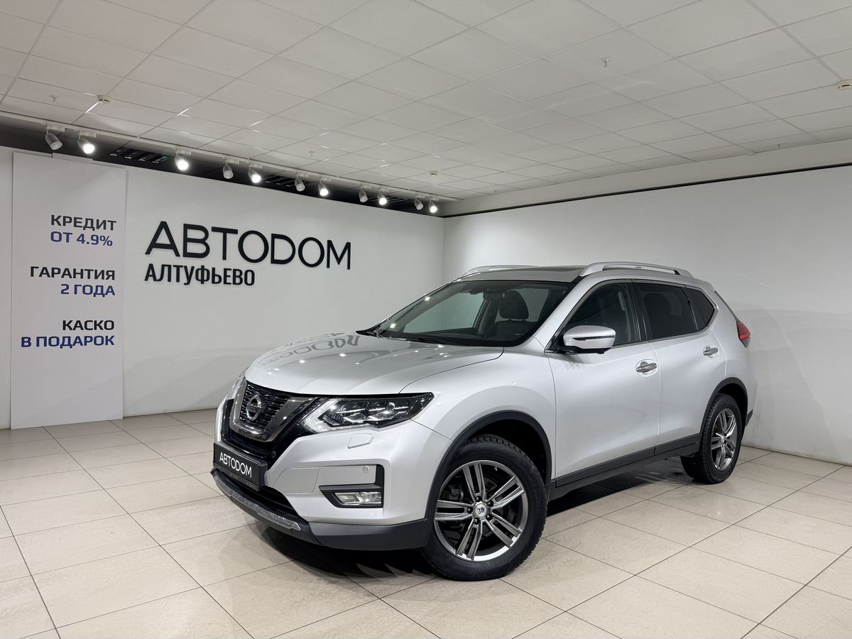 Nissan X-Trail III (T32) [рестайлинг] 2.0 CVT 4WD (144 л.с.) SE Top (2018-2020) Серебристый 2019 с пробегом 70 000 км