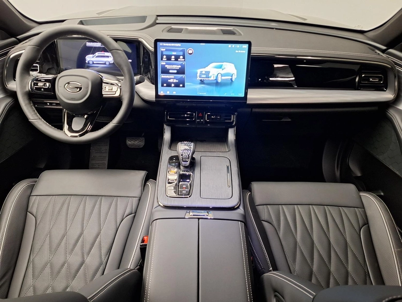 Автомобиль GAC GS8 II поколение 2.0 AT 4WD (231 л.с.) GT Чёрный 2025