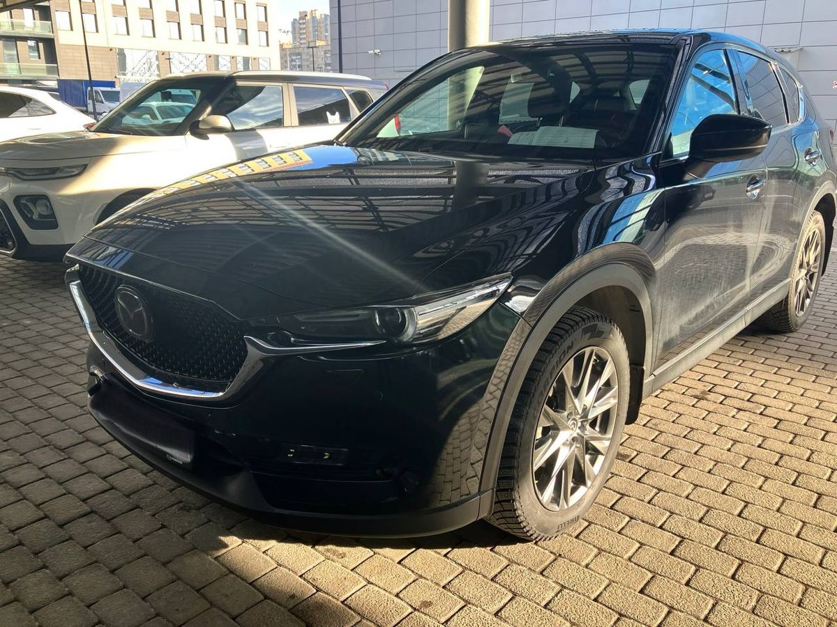 Автомобиль Mazda CX-5 II поколение 2.0 AT 4WD (150 л.с.) Supreme (2017-2020) Чёрный 2022 с пробегом 31 140 км
