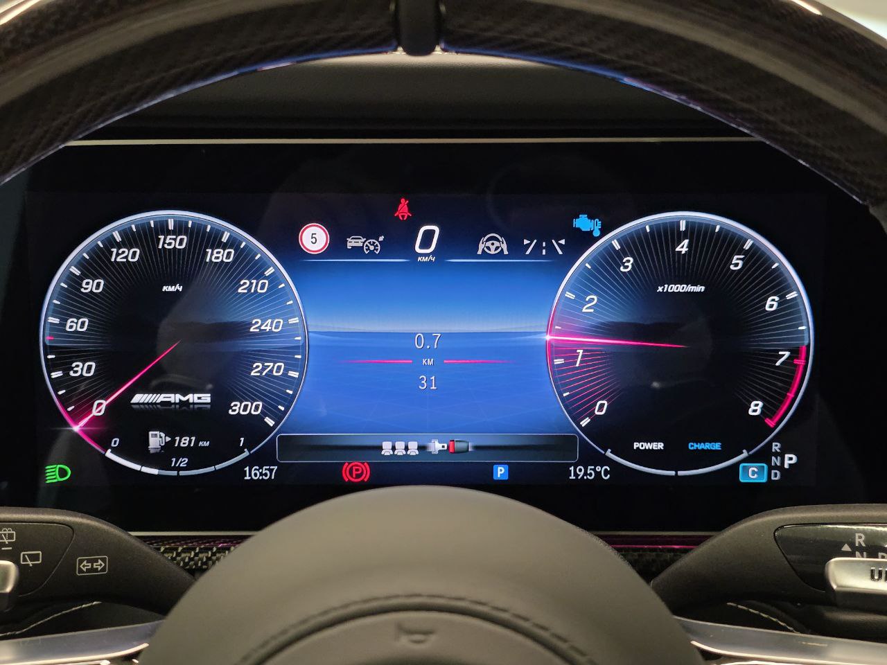 Автомобиль Mercedes-Benz G-Класс AMG II (W463) [рестайлинг] G 63 4.0 AT 4Matic (585 л.с.) AMG G 63 Чёрный 2025 