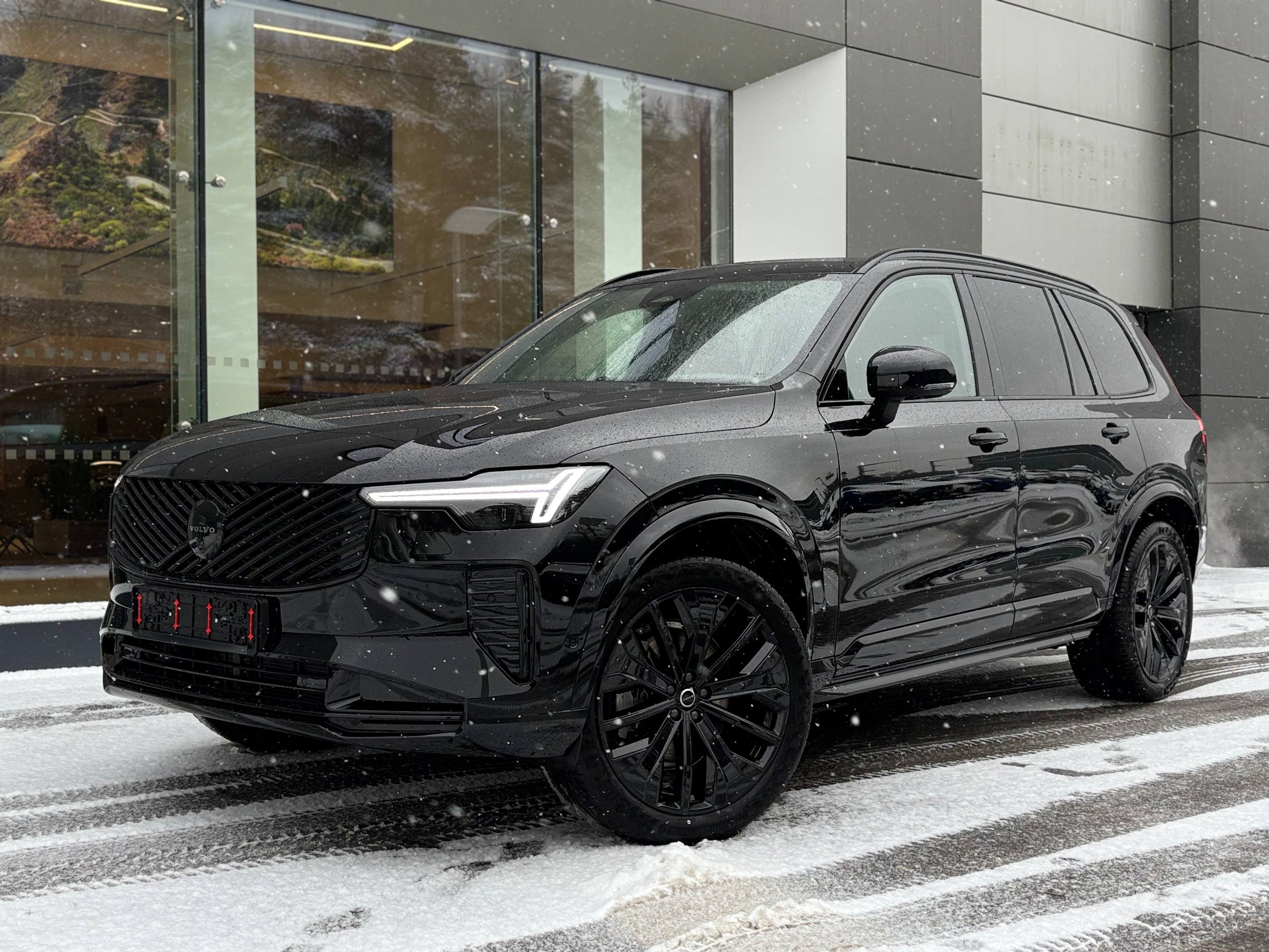 Автомобиль Volvo XC90 II [2-й рестайлинг] 2.0 AT 4WD (250 л.с.) Ultra Чёрный 2025 