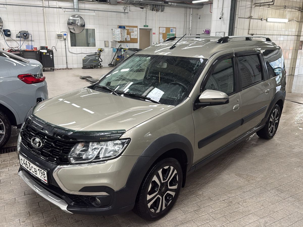 Lada (ВАЗ) Largus I [рестайлинг] 1.6 MT (106 л.с.) Luxe (5 мест) Бежевый 2022 с пробегом 131 358 км