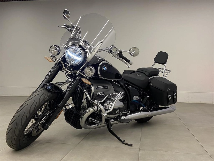 Мотоцикл BMW Motorrad R 18 Classic I поколение R 18 Classic Base Чёрный 2021 с пробегом 1 763 км
