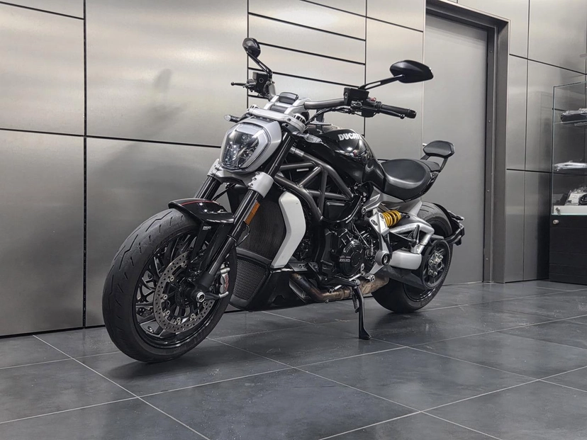 Мотоцикл Ducati XDiavel I поколение XDiavel Base Чёрный 2020 с пробегом 17 892 км