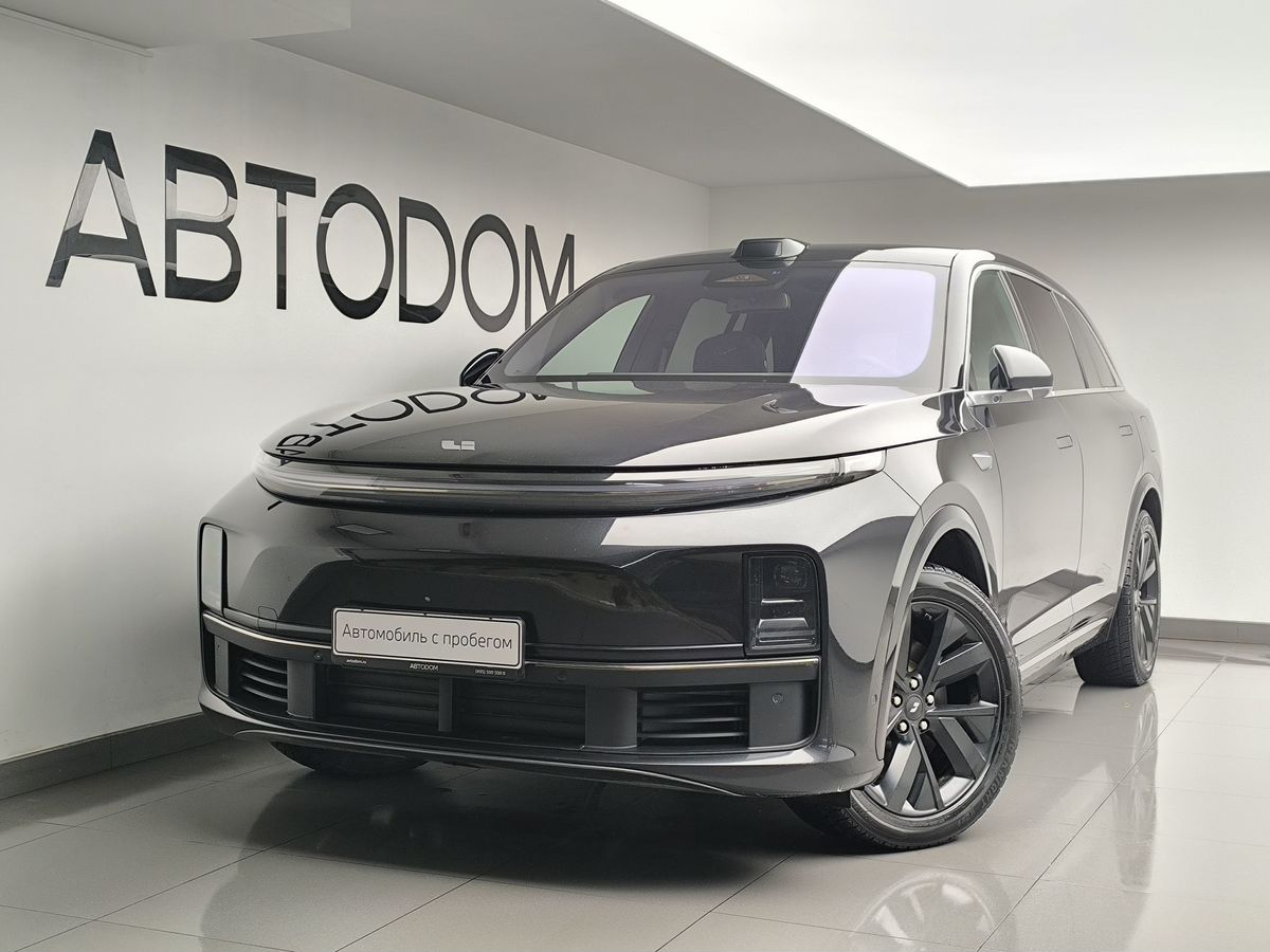 Автомобиль LiXiang L7 I поколение 1.5hyb AT 4WD (449 л.с.) Base Чёрный 2023 с пробегом 51 300 км