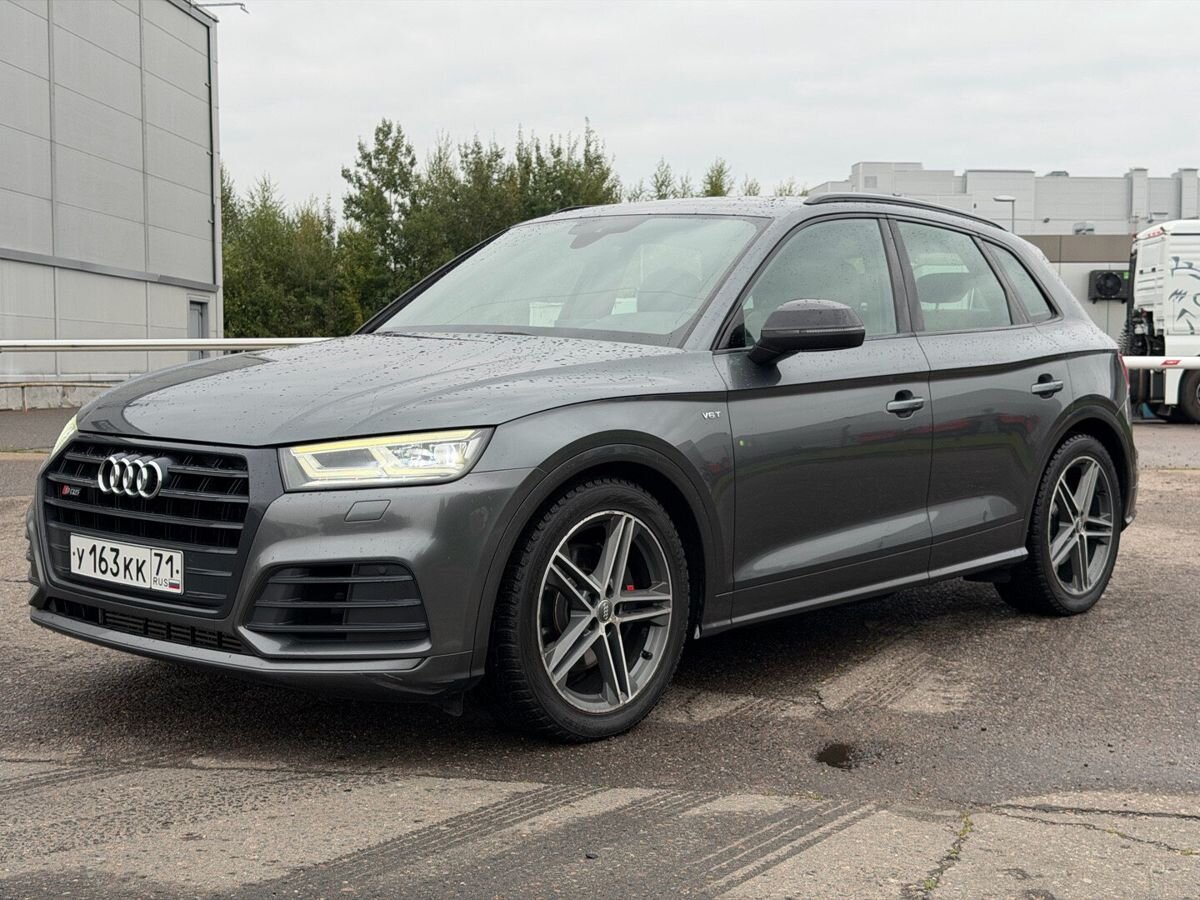 Audi SQ5 II поколение (FY) 3.0 AT 4WD (354 л.с.) Base Серый 2017 с пробегом 195 000 км