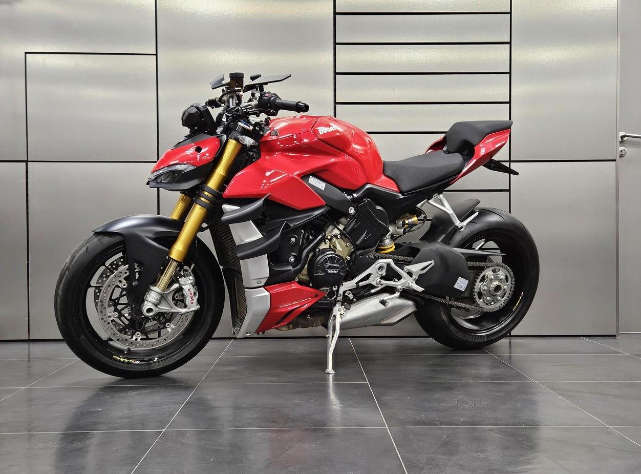 Мотоцикл Ducati Streetfighter V4 S I поколение Streetfighter V4 S Base Красный 2020 с пробегом 12 276 км