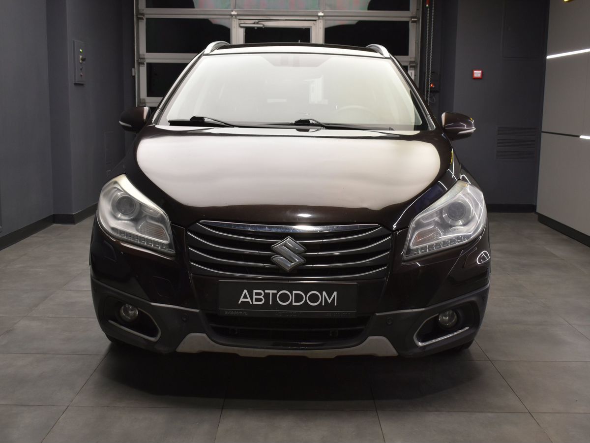 Автомобиль Suzuki SX4 II поколение 1.6 CVT (117 л.с.) Base Коричневый 2014 с пробегом 96 818 км