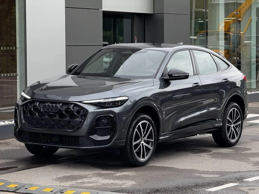 Audi Q5 Sportback II поколение 2.0 AMT 4WD (272 л.с.) TFSI quattro S tronic Серый 2025