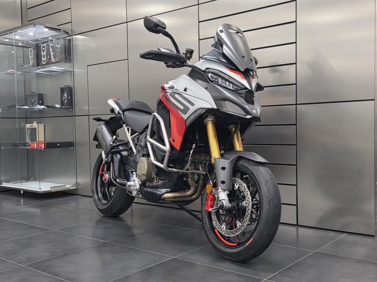 Мотоцикл Ducati Multistrada V4 S I поколение Multistrada V4 S Base Белый 2024 с пробегом 4 964 км