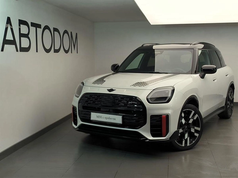 Автомобиль MINI Countryman III поколение (U25) John Cooper Works 2.0 AMT 4WD (300 л.с.) John Cooper Works Trim Белый 2024